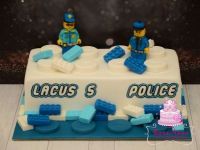 Lego-rendőrös torta 2.