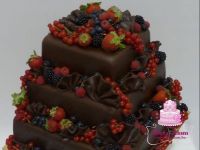 Csoki burkolatos idény gyümölcsös esküvői tort