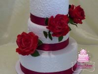 Emeletes esküvői torta