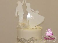 Táncos sziluettes esküvői torta